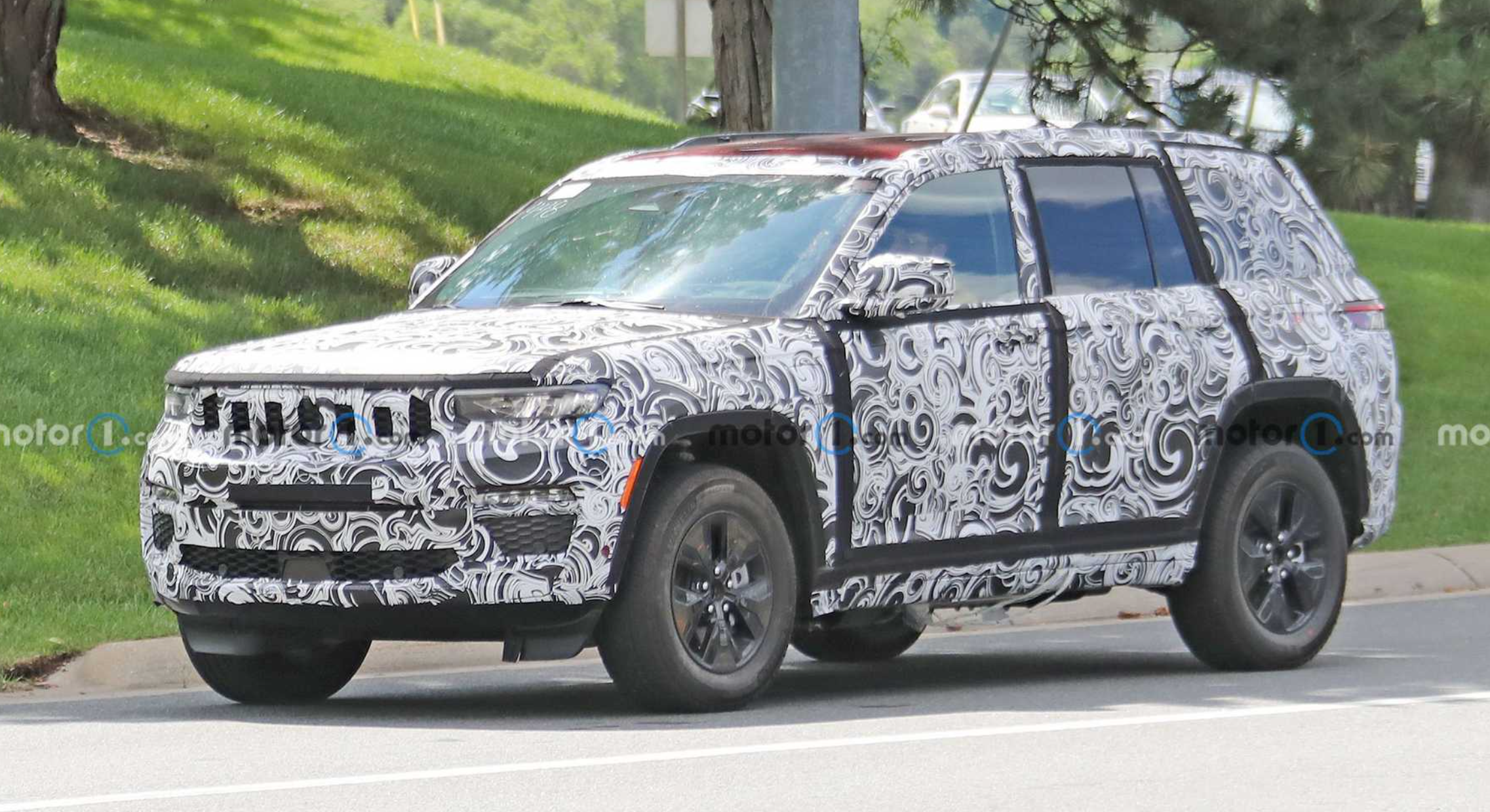 2022款Jeep大切4xe谍照曝光，你们看还有机会吗？