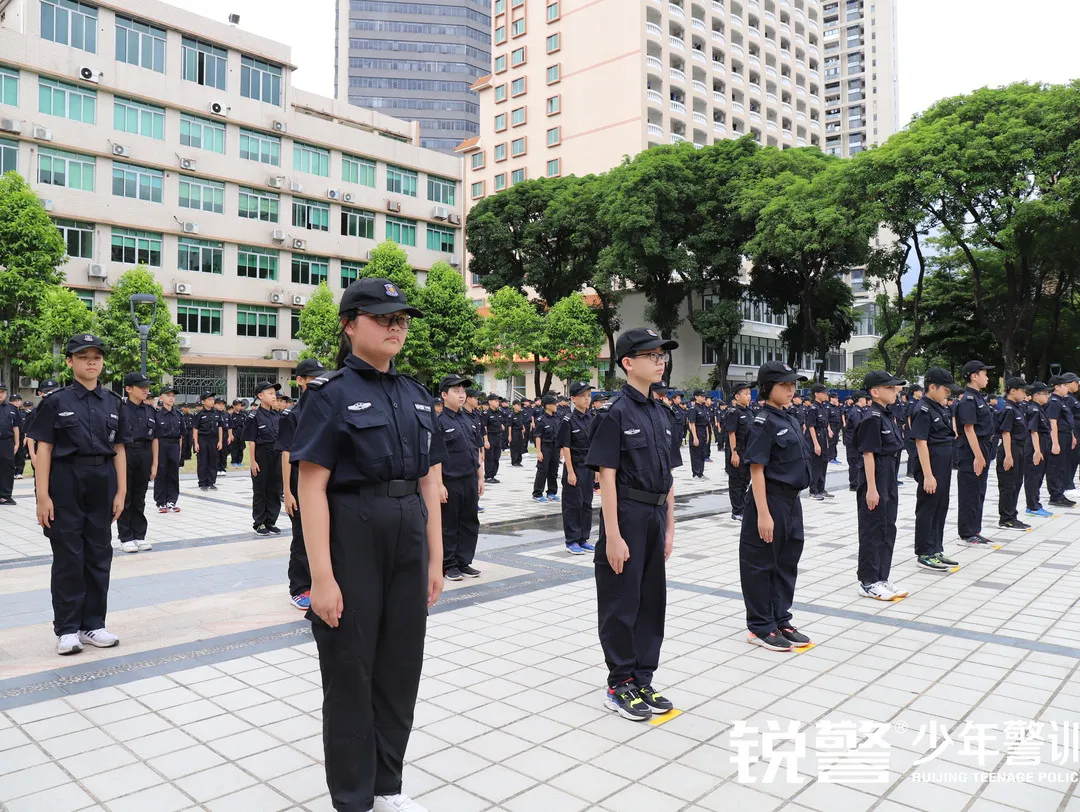 锐警少年警训夏令营：成长，就是不断突破自己