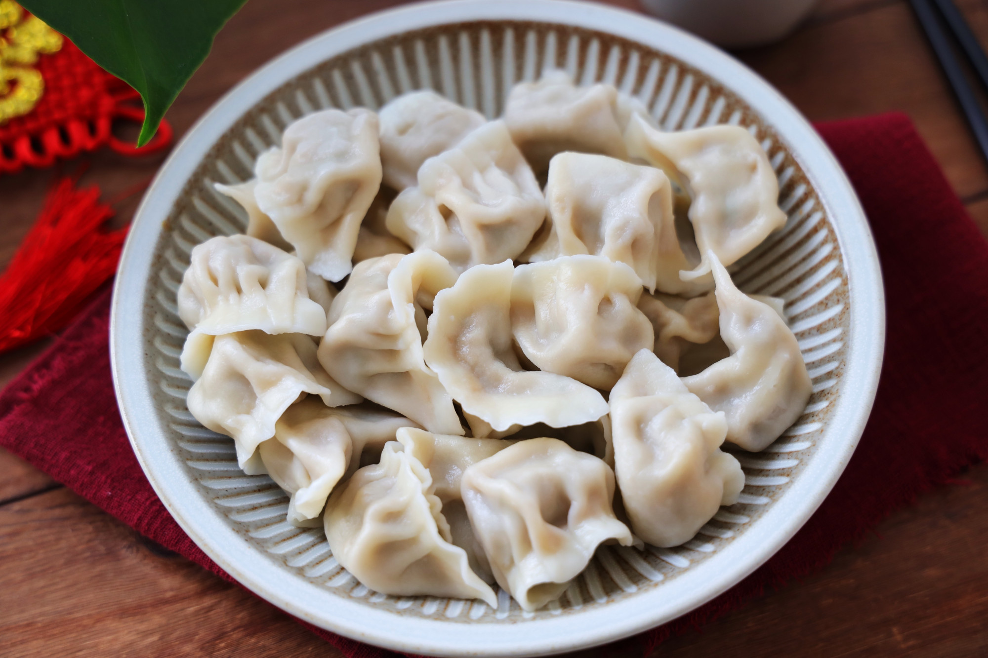 比白菜餃子好吃，比韭菜餃子營養，過年要試試這個餡兒，越吃越香