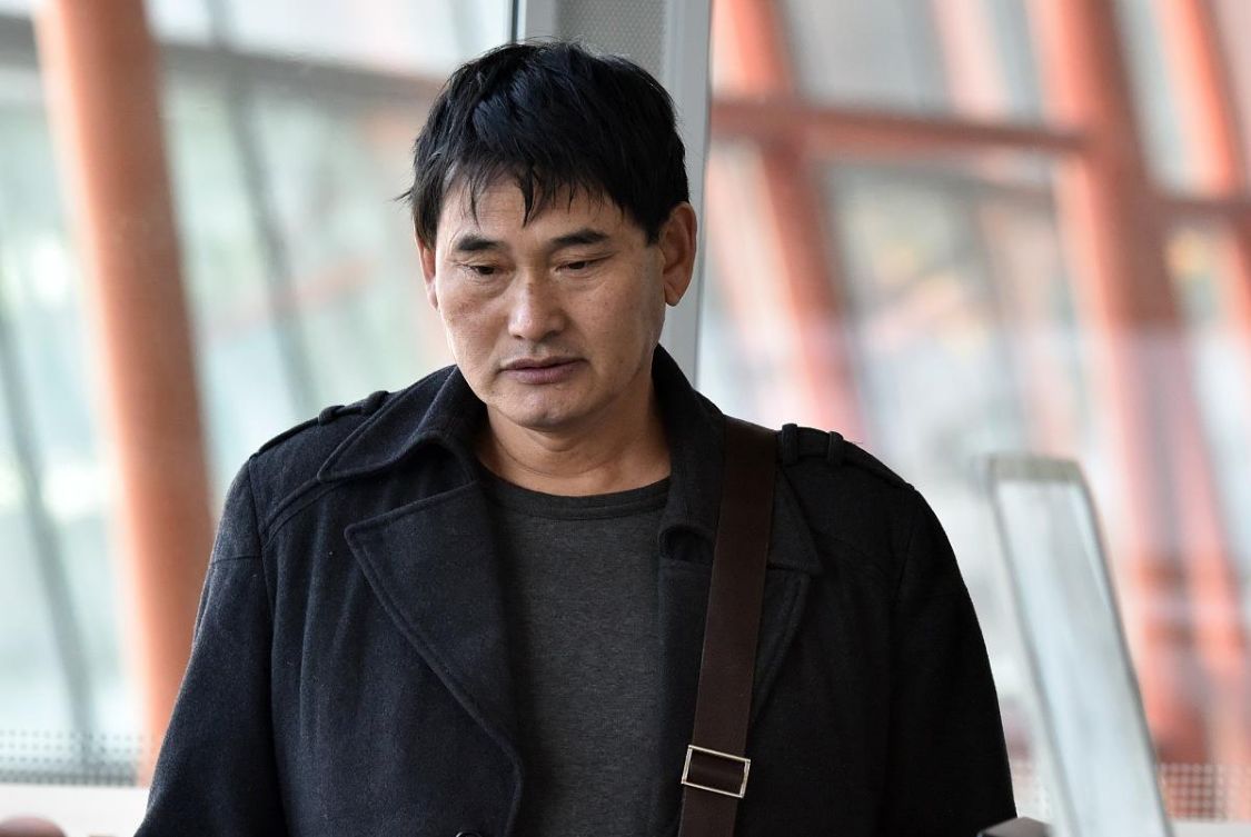 把儿媳陈亚男成功带出圈，又花300万海南买房，