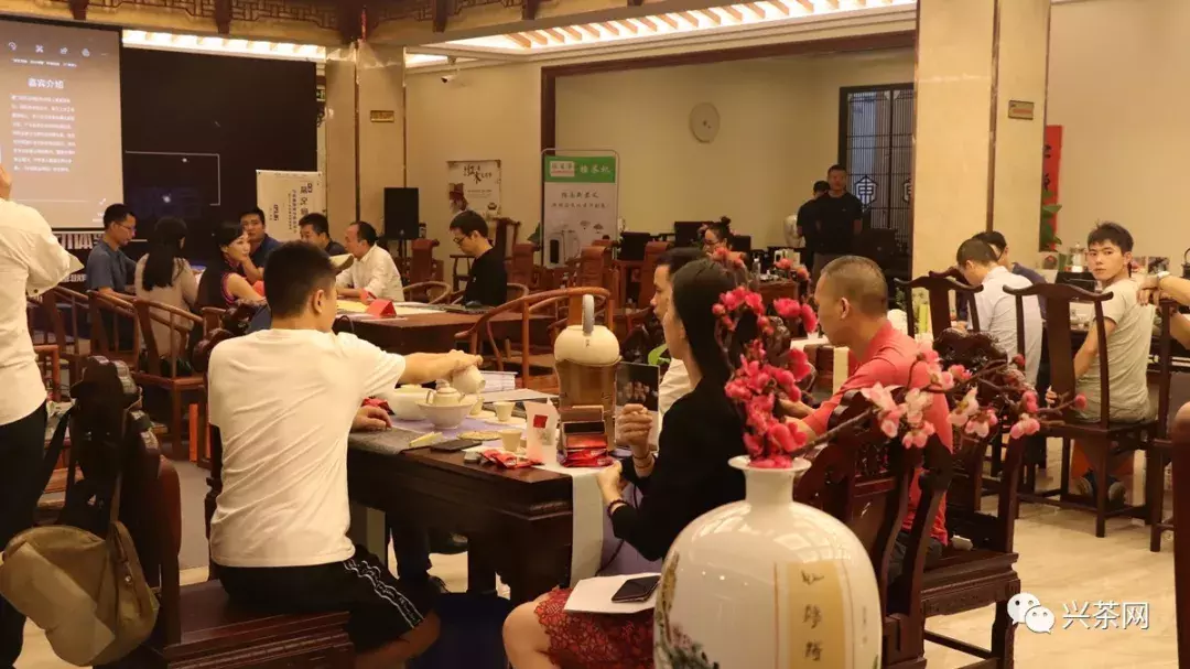 茶叶经销商观察:你的生存空间,取决于你给茶企带来的市场深度