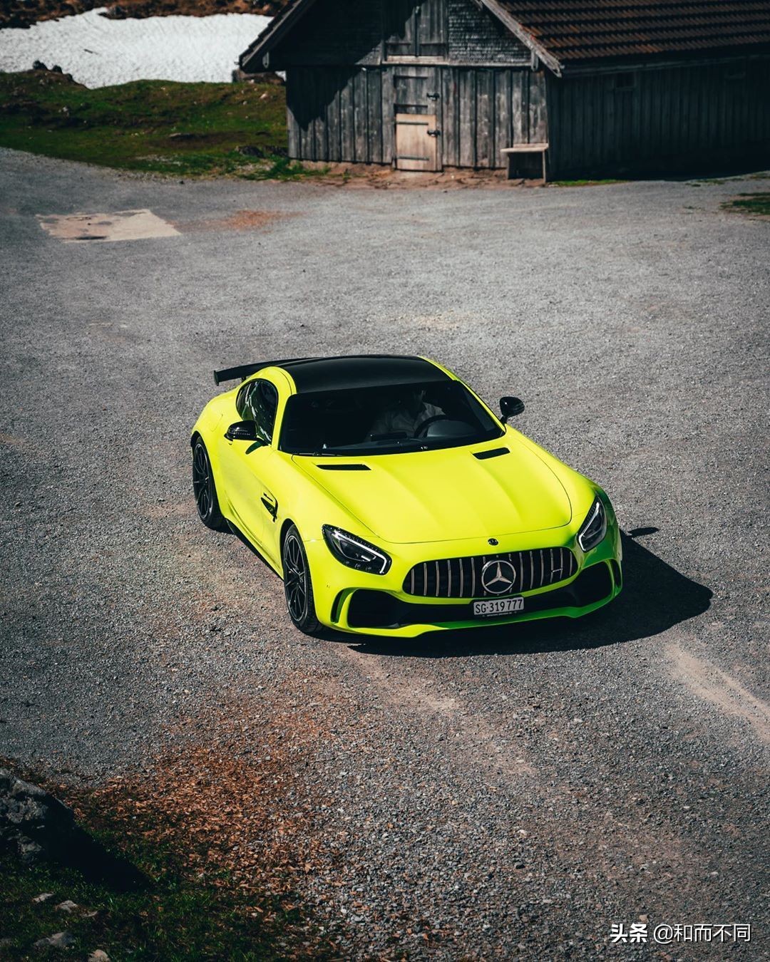奔驰AMG GT-R绿魔诱惑，这颜色真TM像极了爱情