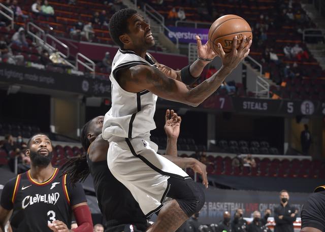 NBA kinescope answers put: Basket net meets with knight double kill, how should planted agent win a ball like 7 small atomy? 