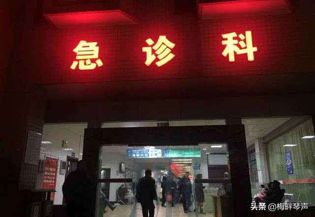 滴滴司机：凌晨接了一对母子，孩子摔得头破血流，却没叫救护车