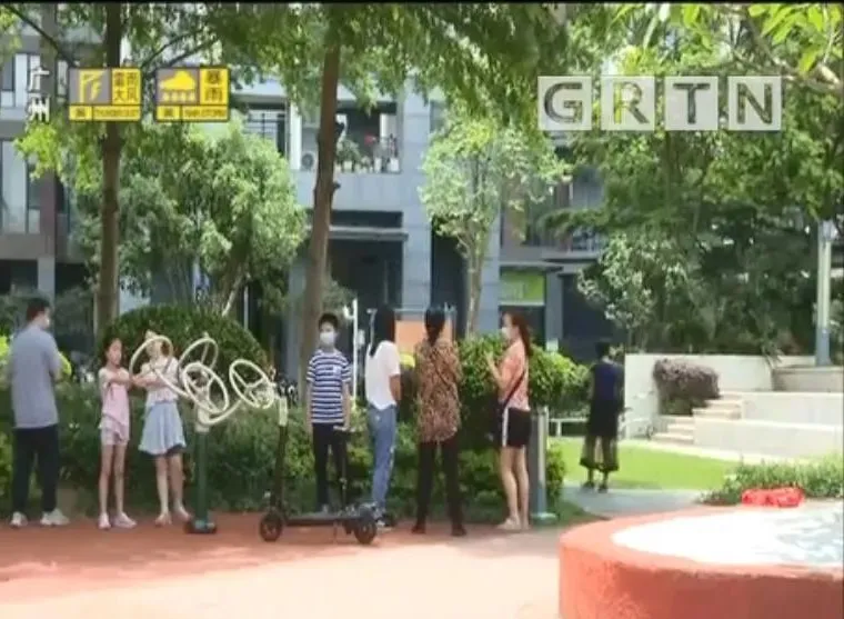 4岁男孩手指被这种健身器械所伤，导致截肢！很