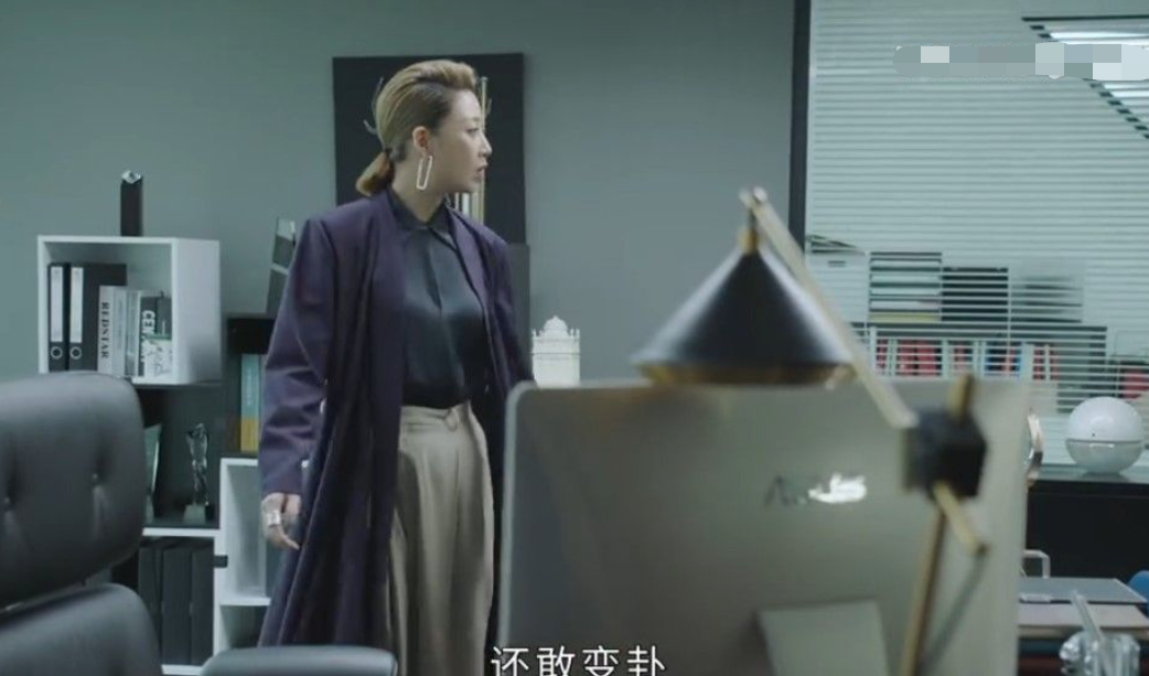 殷桃演技吊打吴谨言，拖她后腿的还不止一项，