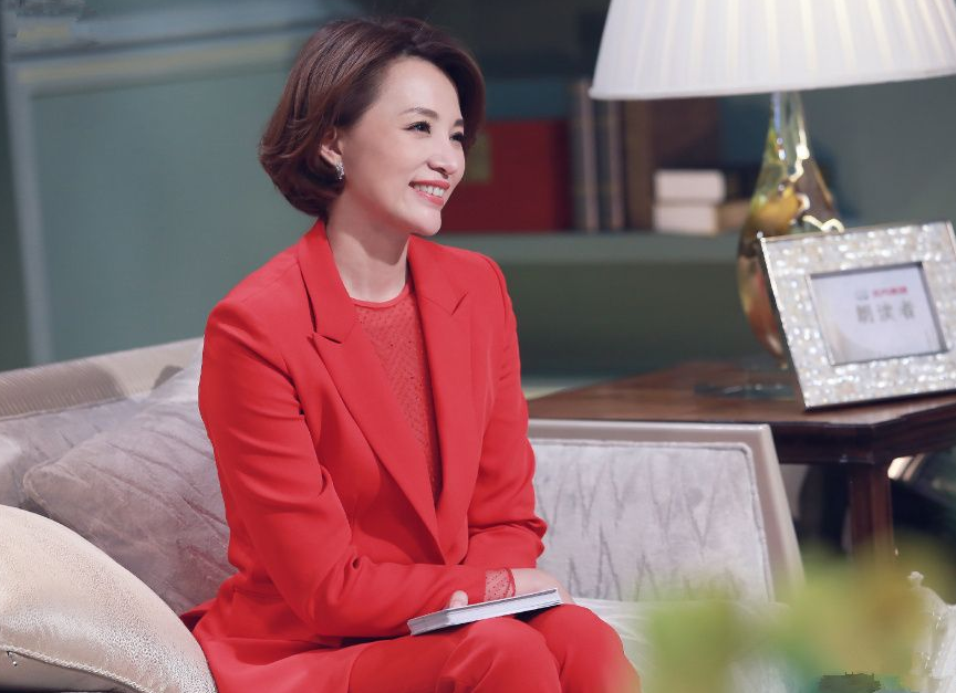 韩红怒怼董卿，“不懂不要乱说话”，董卿霸气回复让众人称赞