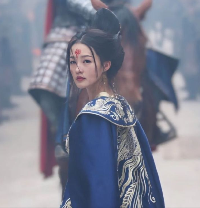 郑爽要弃养两个孩子，前男友们曾忍辱负重的发言，张恒好样的