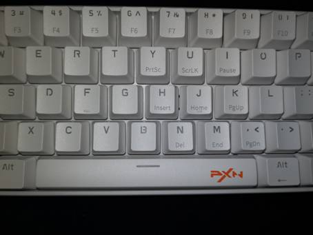 键盘吃鸡，让手机回到熟悉的操作方式-莱仕达K30手游键盘试用