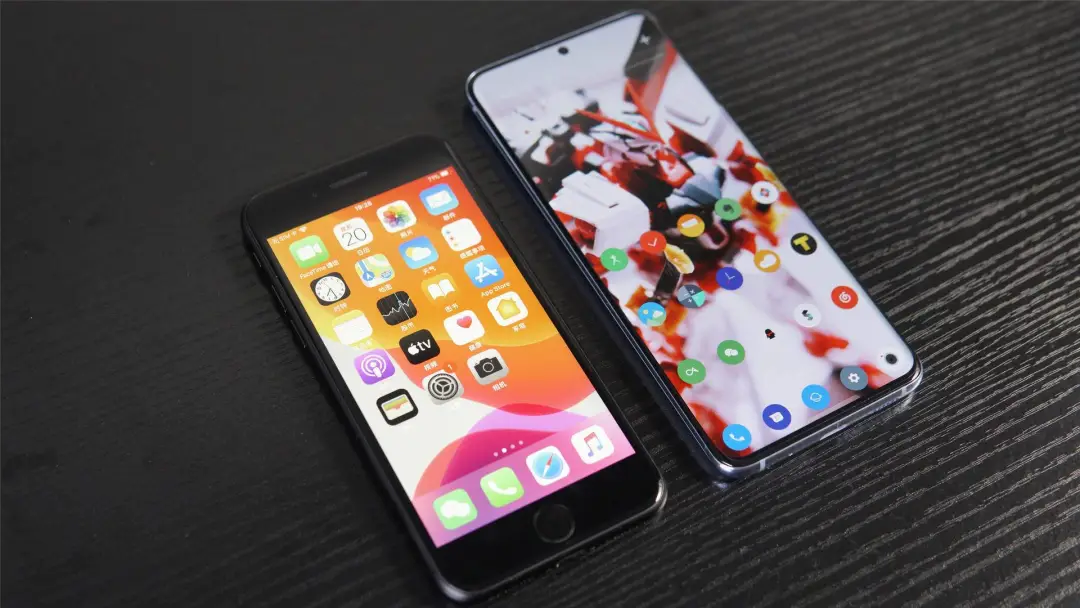 iPhone SE，华为P40和三星Galaxy S20，三款小屏手机测评！