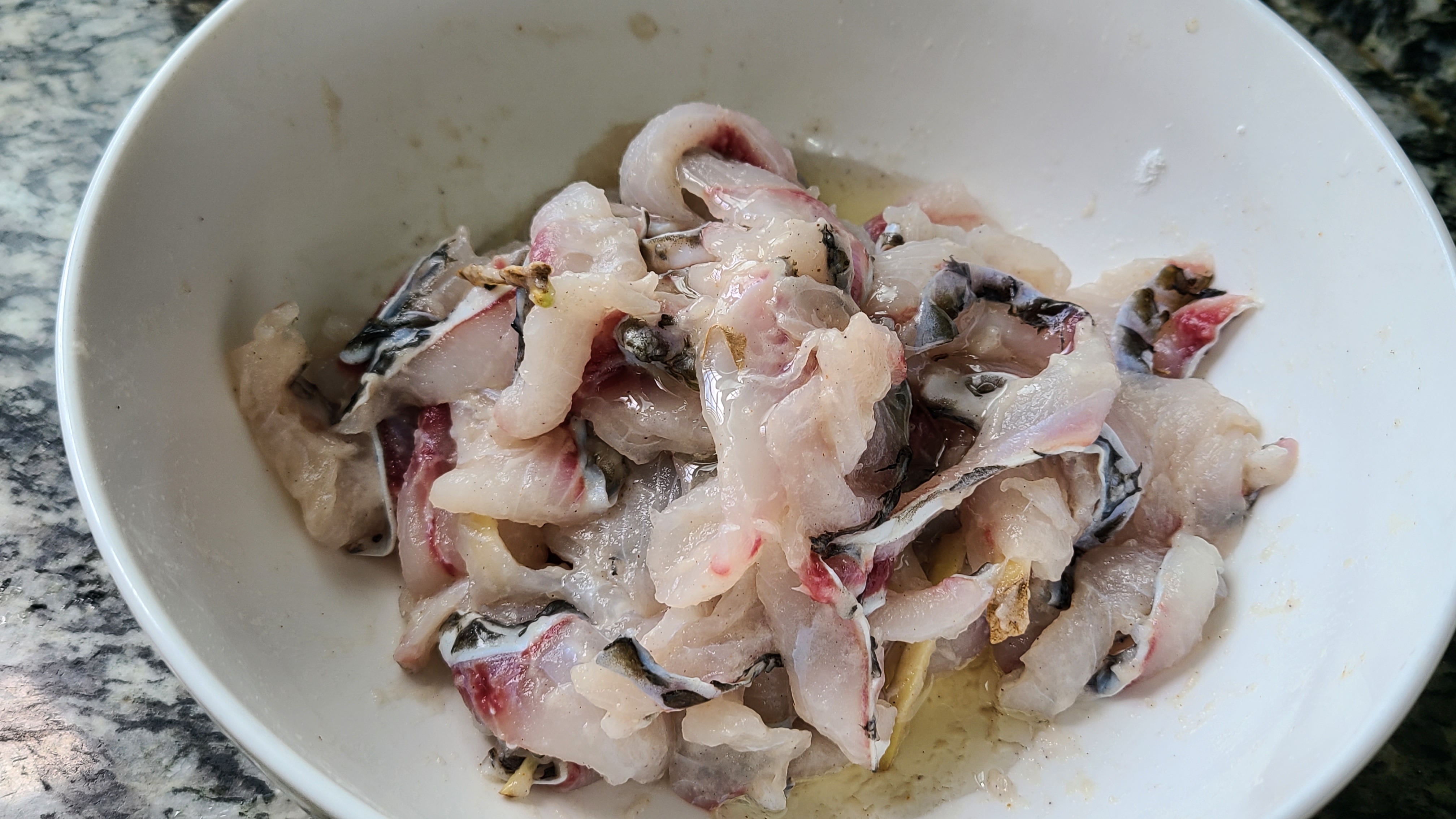 蒜香魚片，又香又好吃的一道家常菜，味道鮮美，值得一吃