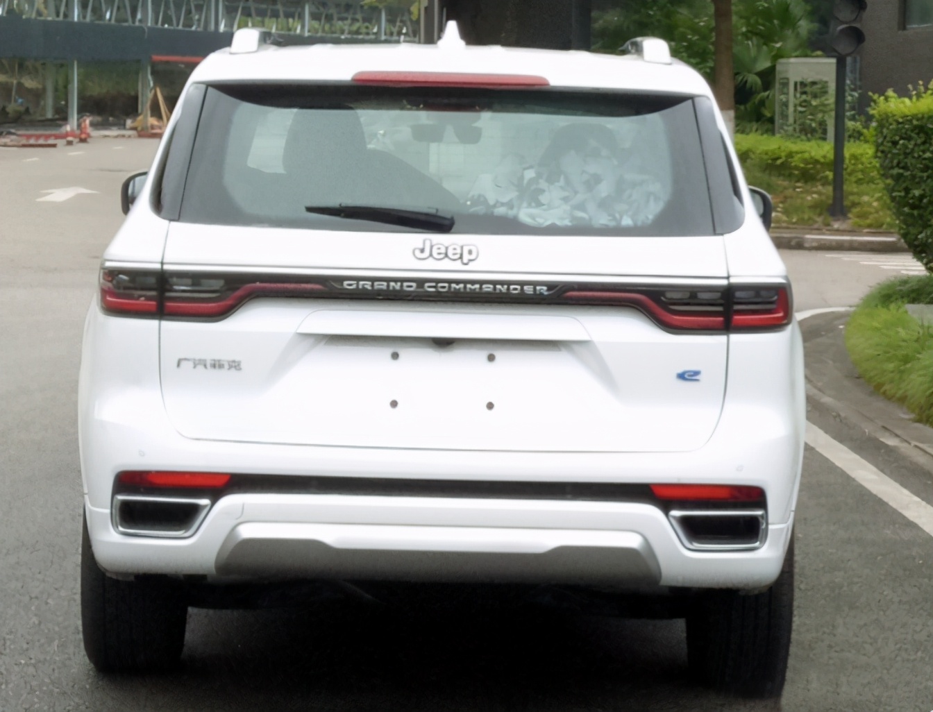 价格上调5千2 广汽菲克jeep新款大指挥官成都车展上市