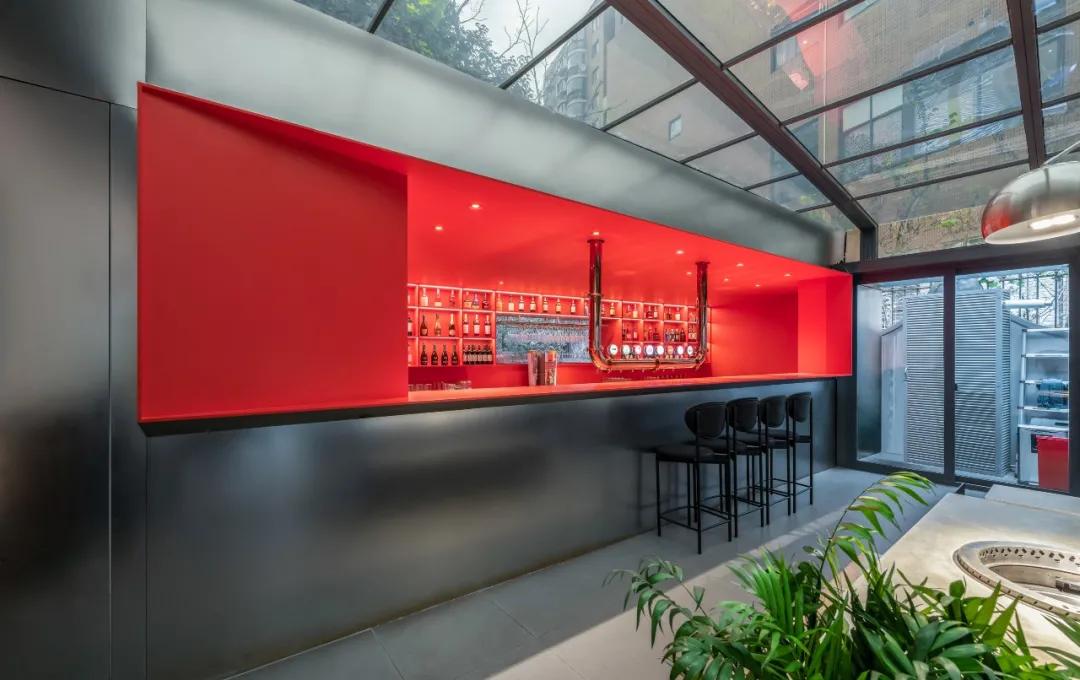 The tide in room of old ocean of dining-room of chaffy dish of Shanghai PANDA 1731 lives