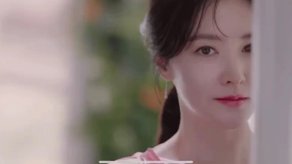 从亚洲最红女星到乡下农妇，49岁的李英爱刷新了