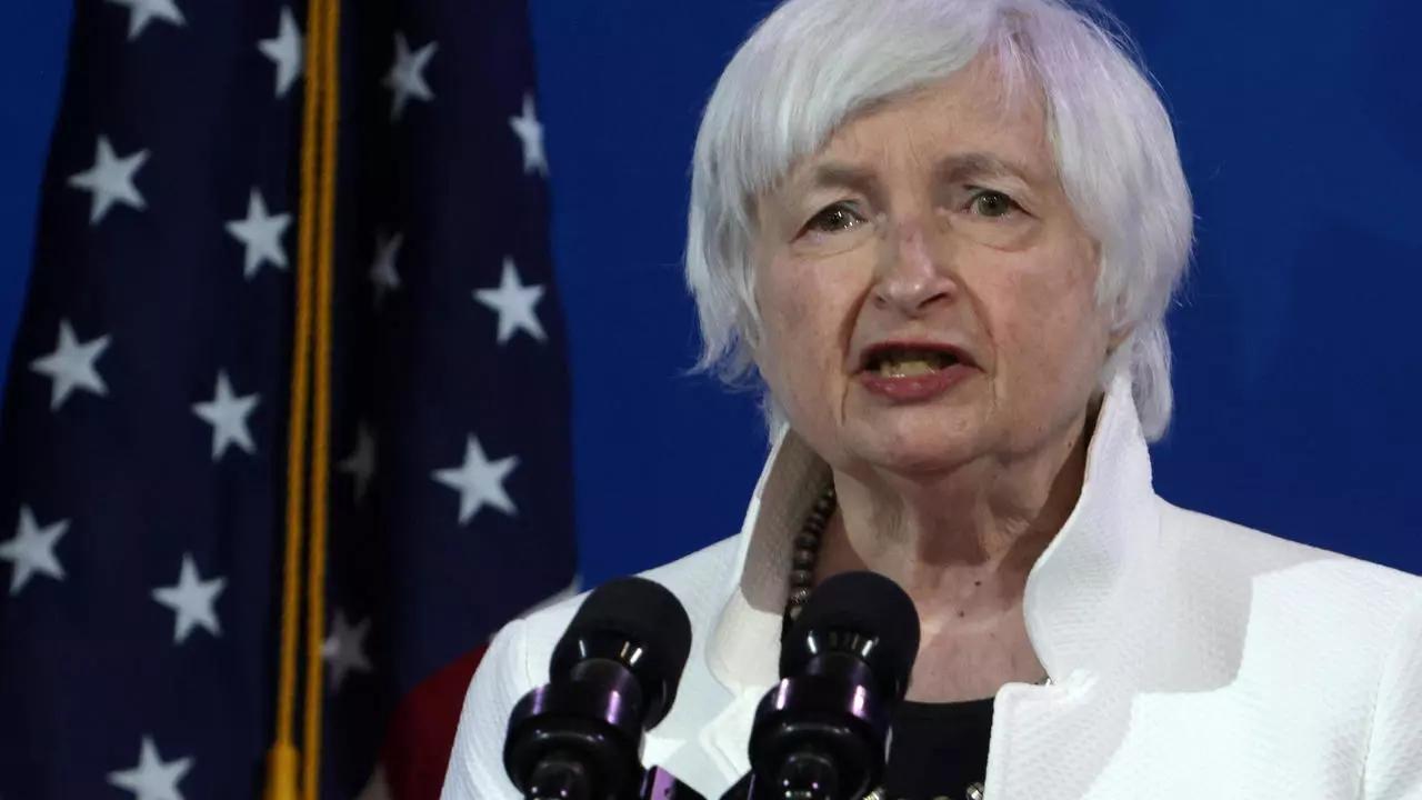 俄專家抨擊美國貿易政策：與中國的貿易摩擦，是�自尋死路�