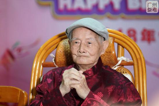 104岁国医大师邓铁涛曾这样谈自己的养生之道