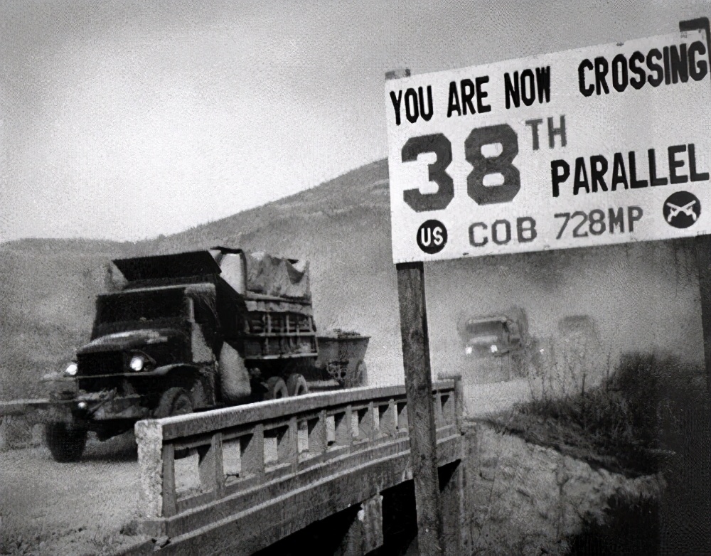 抗美援朝点将主帅，毛主席两次换人，彭德怀为