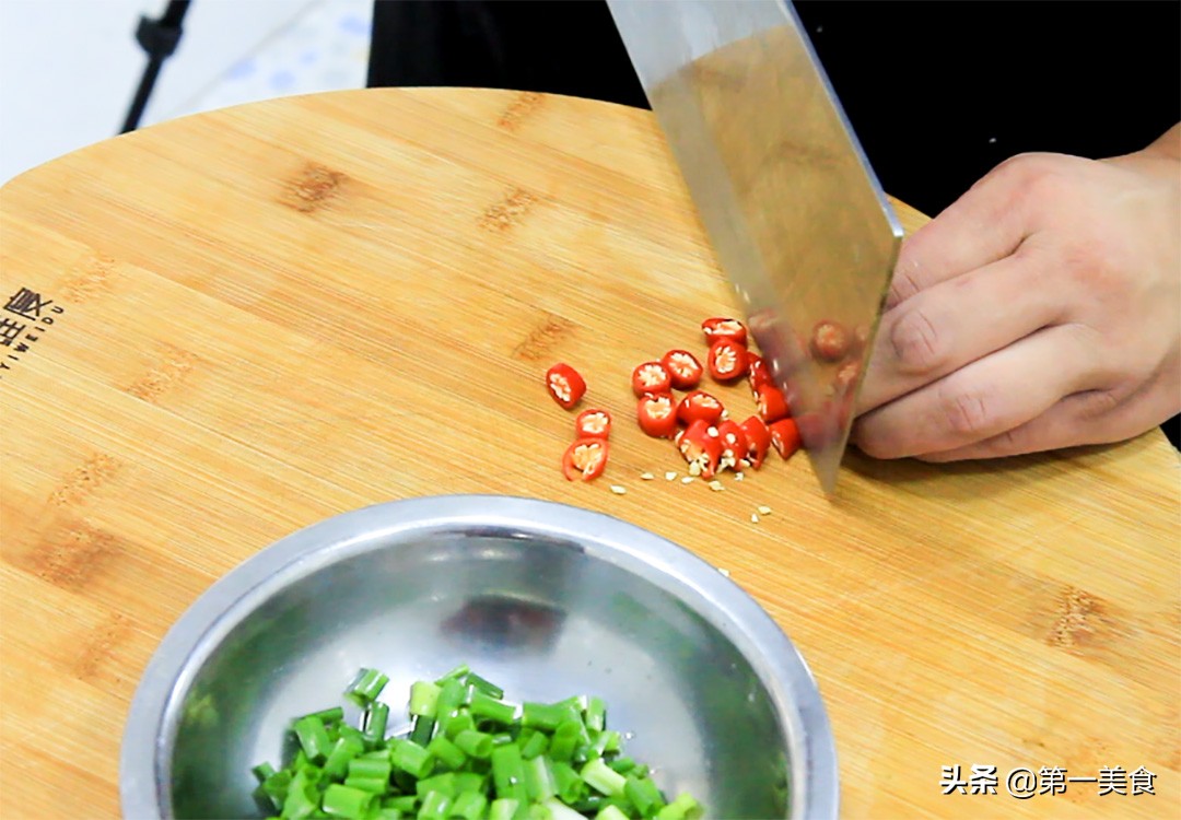 图片[13]-厨师长分享清蒸“豆豉排骨” 软烂入味 豆豉味浓 值得收藏-起舞食谱网