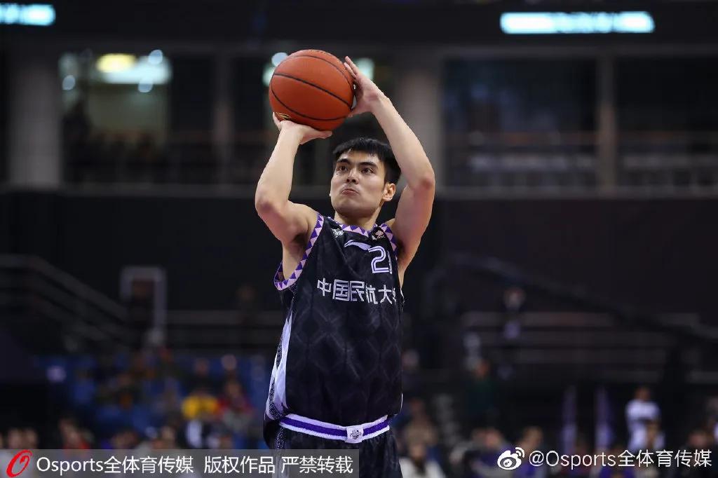 四年前就被CBA球队预定！1米82关键先生现在怎样了？