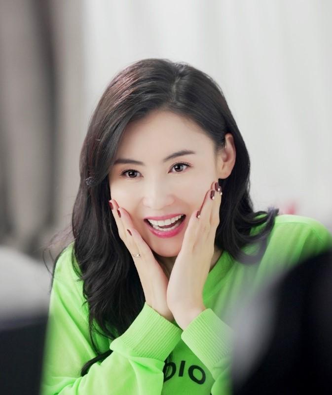 張柏芝被曝定居上海，舉家搬遷引粉絲猜測，疑與小王子生父有關