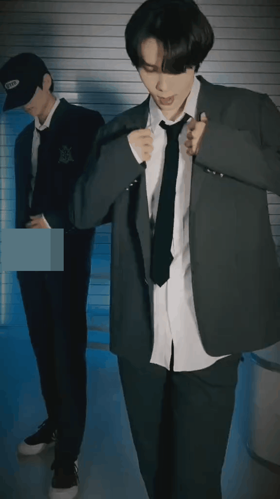 NCT成員的跳舞視頻引起粉絲關注，很多人推測組合將增加新成員