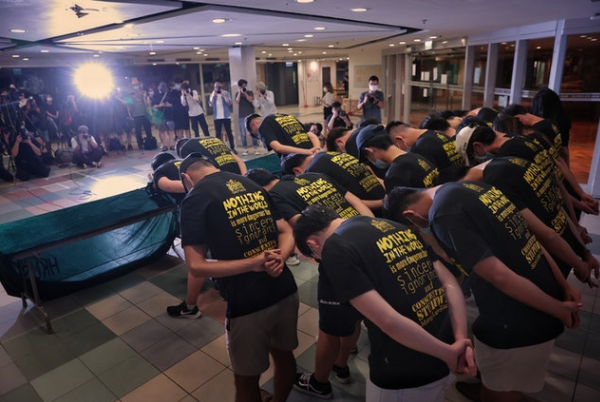 香港教协祸港48年终覆灭！司徒华埋下套狼杀招，侵吞5.25亿元自肥