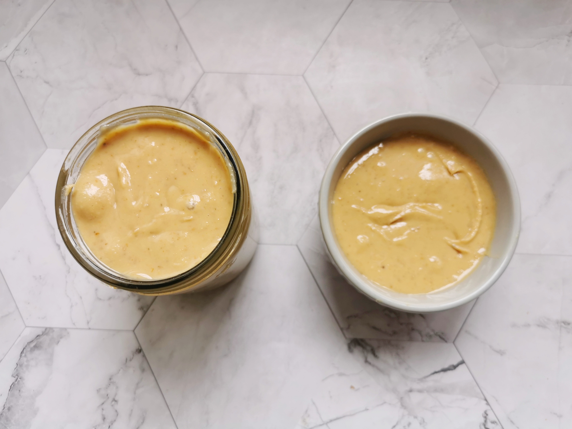 自製花生醬，不加水不加油，香濃細膩，用來做曲奇餅乾太香了