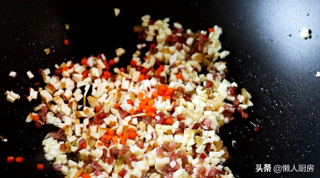 這是武漢糯米雞的做法，為何沒有雞肉，卻叫這個菜名？