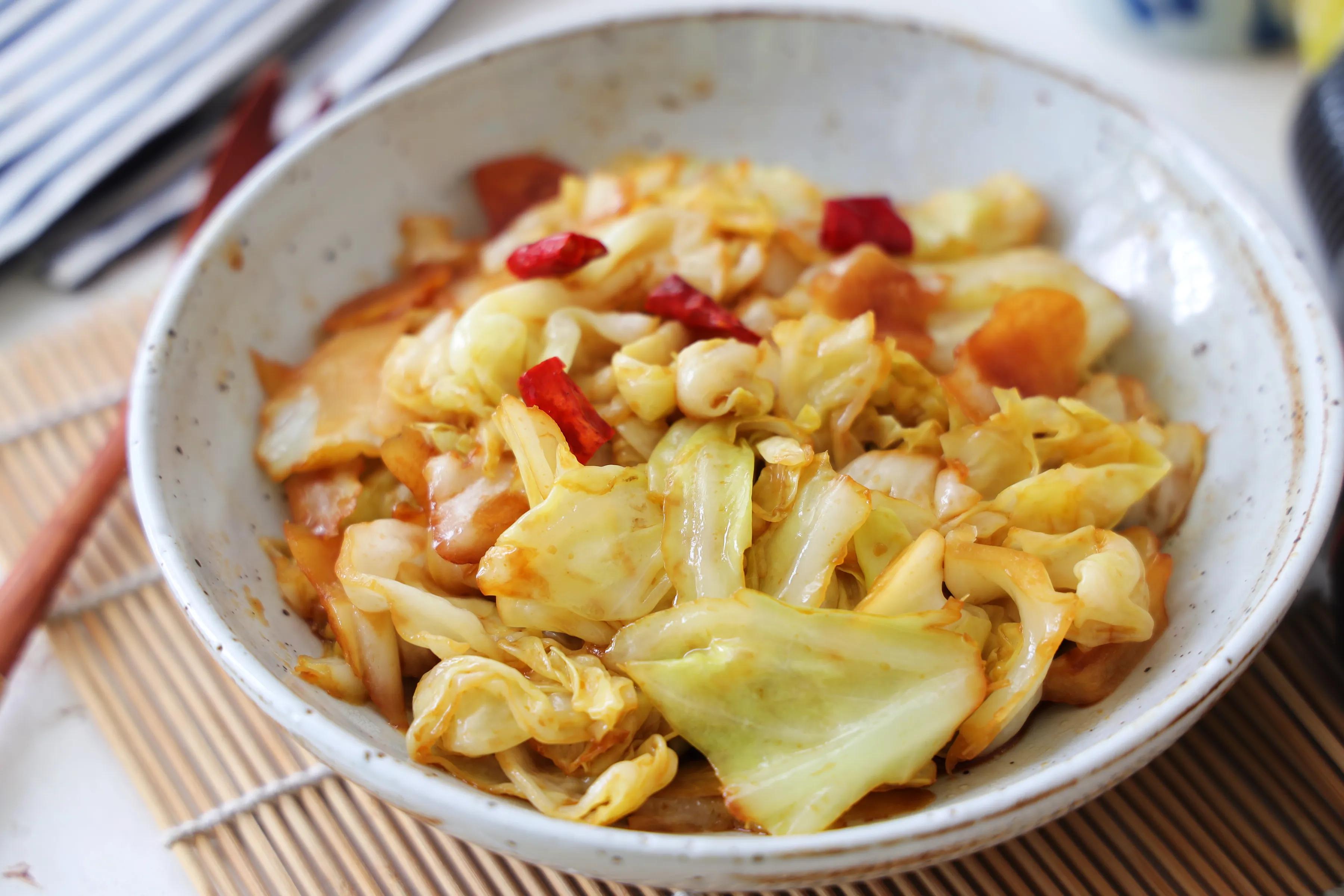 夏天的开胃菜，酸辣爽口开胃下饭，几分钟搞定，比大鱼大肉更过瘾