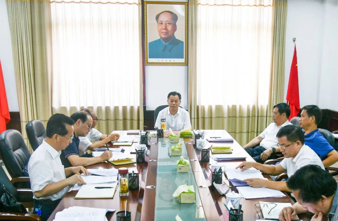 市人大常委会党组理论学习中心组（扩大）举行2021年第八次集中学习
