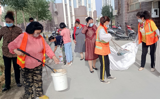 新疆若羌：打造宜居小区 提升居民“小幸福”