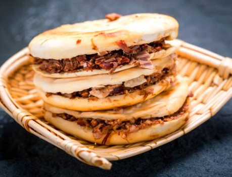 圖片[6]-肉夾饃的做法 輕松做出美味的肉夾饃-起舞食譜網(wǎng)