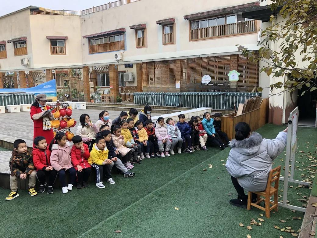 巧用天然材料，感受自然之美丨天府新区华阳幼儿园开展户外活动