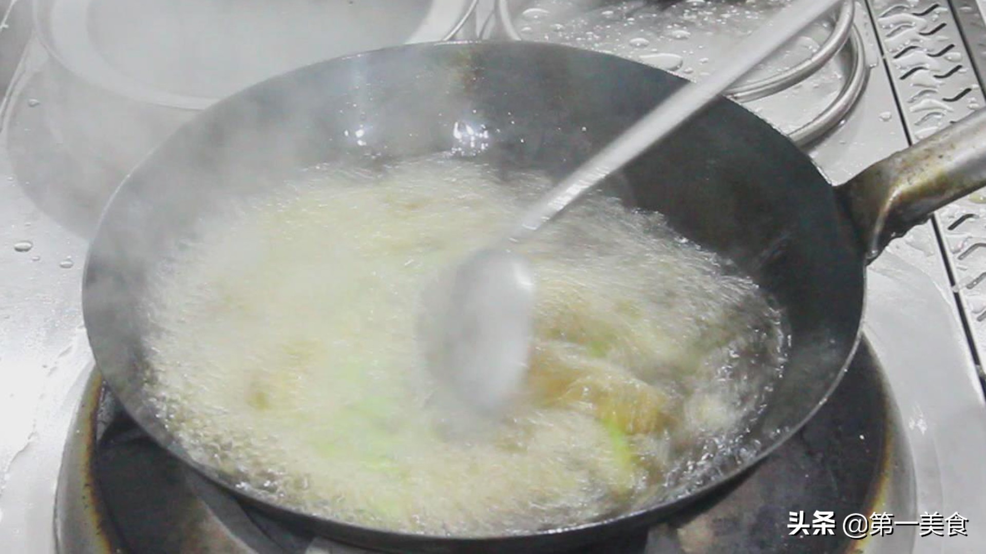 图片[4]-干煸豆角的家常做法 香辣脆口-起舞食谱网