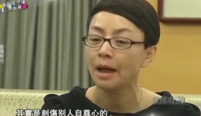 宋丹丹倪萍世纪和解相拥落泪，曾亲如姐妹，因一句玩笑断交20年