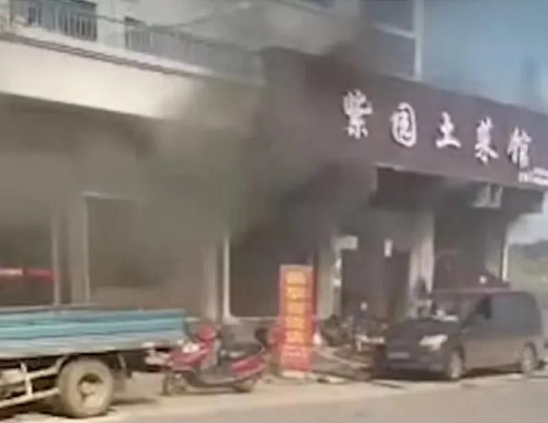 突發(fā)！湖南一餐館發(fā)生爆炸，導致34人受傷