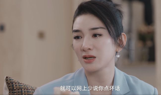 黃奕和女兒穿同款造型似姐妹花，8歲鐺鐺亭亭玉立越來越像媽媽