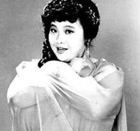 “瞒了”观众40年的郑少秋，与沈殿霞离婚的背后