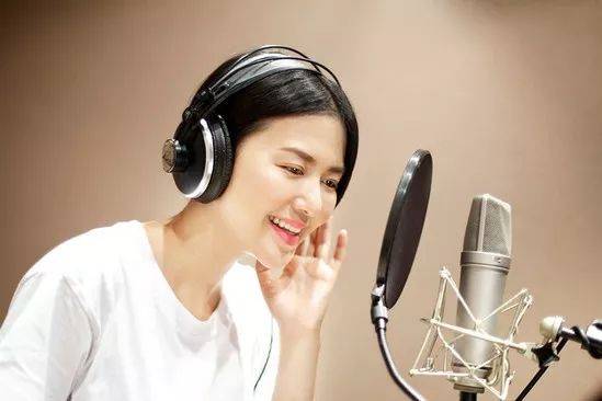 谭维维直言：那届超女已经不再单纯，她很不想