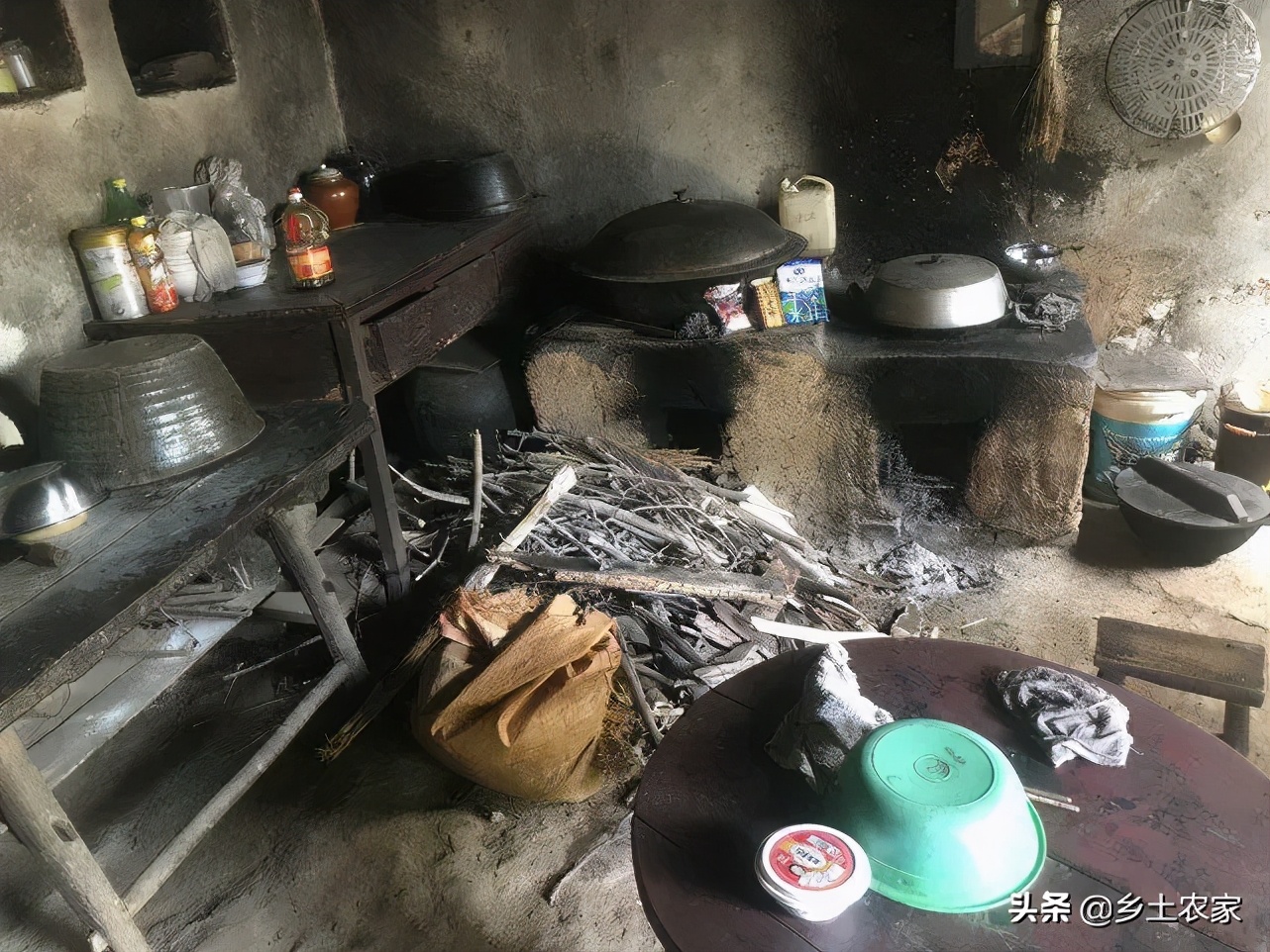 民俗|正月初四民俗扔穷接福吃折箩家家户户拜马王 折箩是啥？