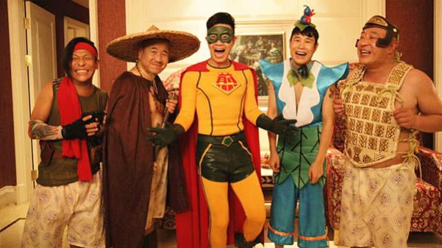 从唱歌被骗钱，到半个娱乐圈给他配戏，大鹏背后究竟有什么人？