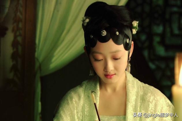 《红楼梦》出圈的于小彤和蒋梦婕，综艺感很强