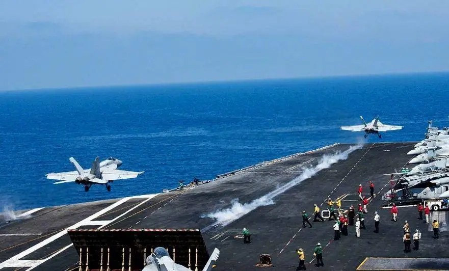 航母越大越好:辽宁舰和山东舰加一起,敌不过一艘尼米兹级 航母越大越好:辽宁舰和山东舰加一起,敌不过一艘尼米兹级