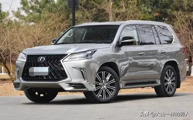 豐田又一“越野王”V8引擎＋8AT5米車長，車友：砸鍋賣鐵來一輛