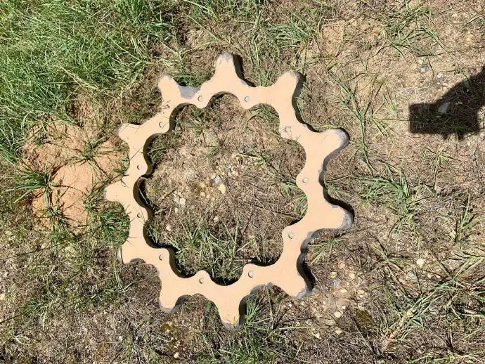 奇葩美军坦克事故，比履带掉链子还丢人：开着开着主动轮解体两半