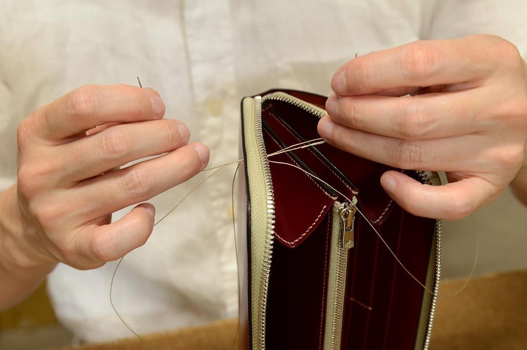 顶级皮具的制作这两个缺一不可！43张图片给你一个完美解释