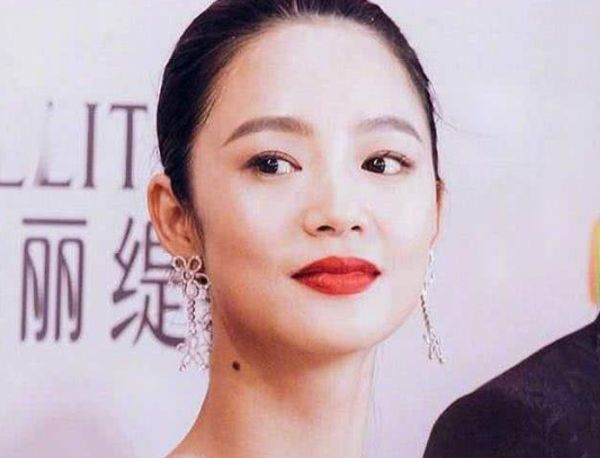 敢“假戏真做”的女演员，戏还没杀青就已经怀孕，收获导演老公