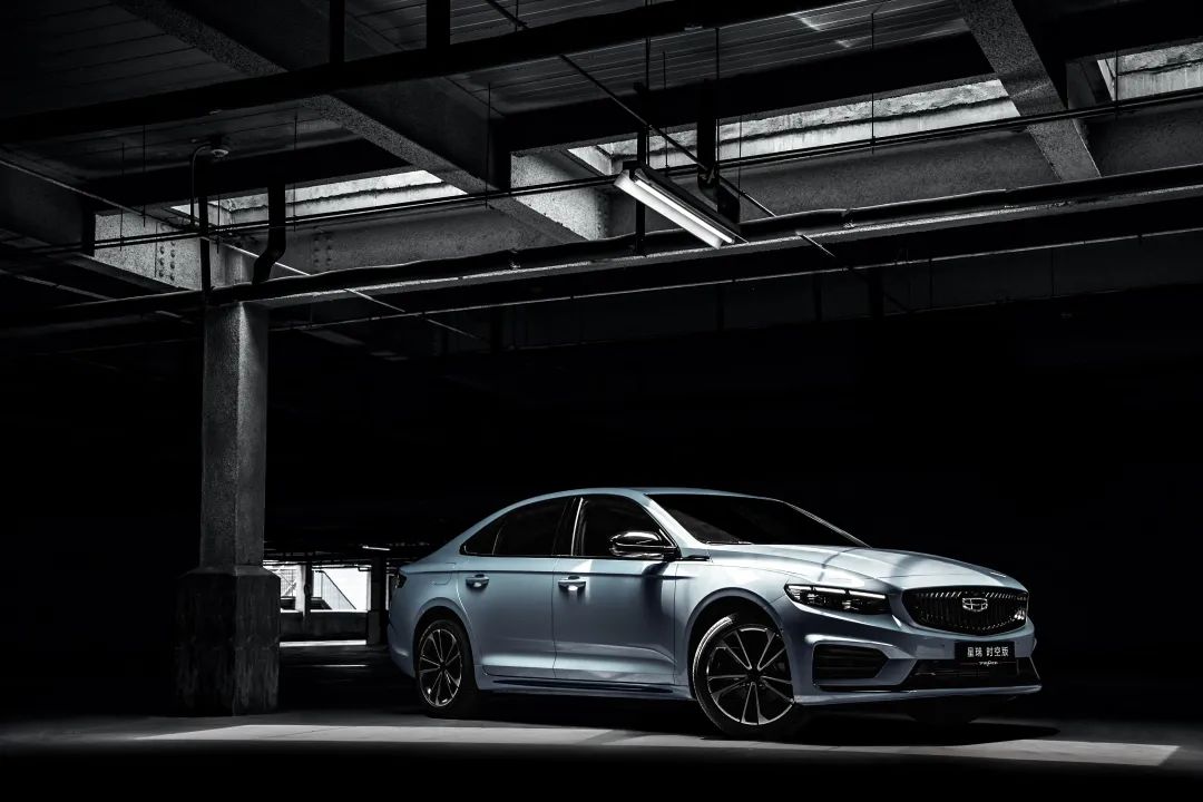 吉利星瑞加推时空版，有性能车那味儿了