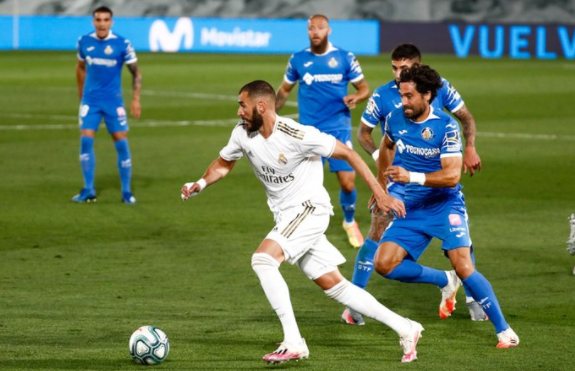 再次1-0！皇马复赛后取6连胜，领先巴萨4分，西甲