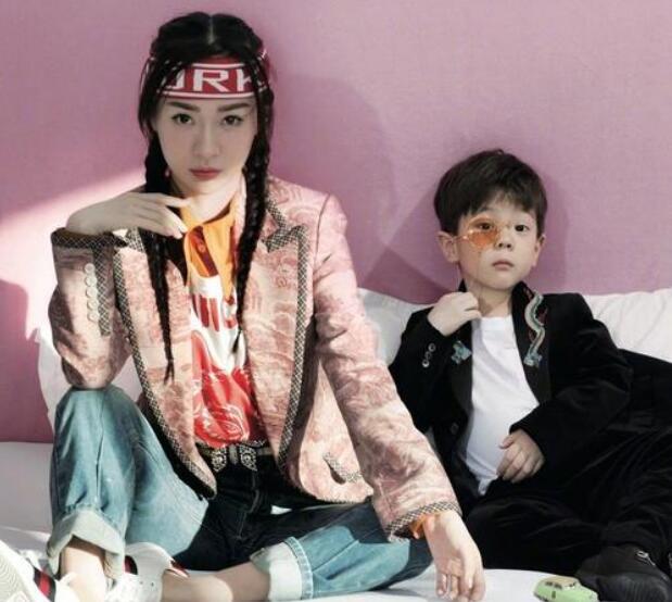 嗯哼4岁就能回答难题，霍思燕教育方法值得学习，她做了什么